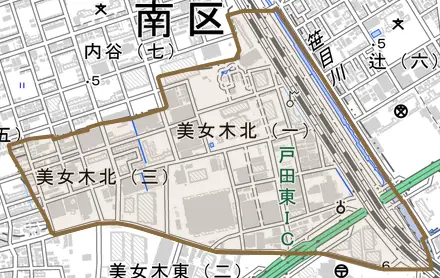 大字美女木とその周辺の地図。町の範囲を重ねている