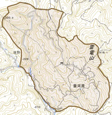 大字雲河原とその周辺の地図。町の範囲を重ねている
