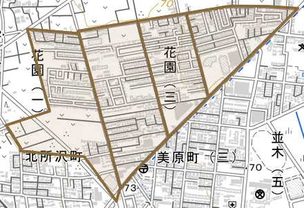花園とその周辺の地図。町の範囲を重ねている