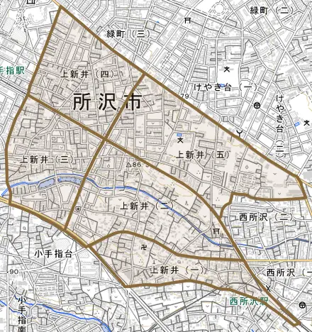 上新井とその周辺の地図。町の範囲を重ねている