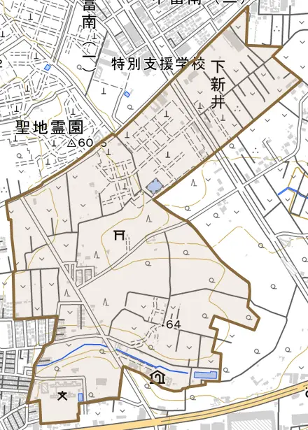 大字下新井とその周辺の地図。町の範囲を重ねている