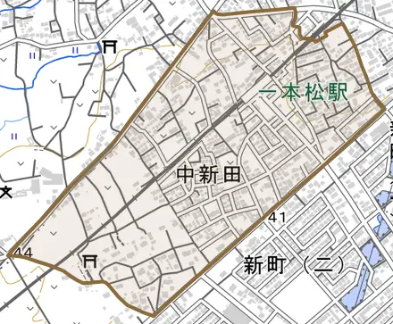 大字中新田とその周辺の地図。町の範囲を重ねている
