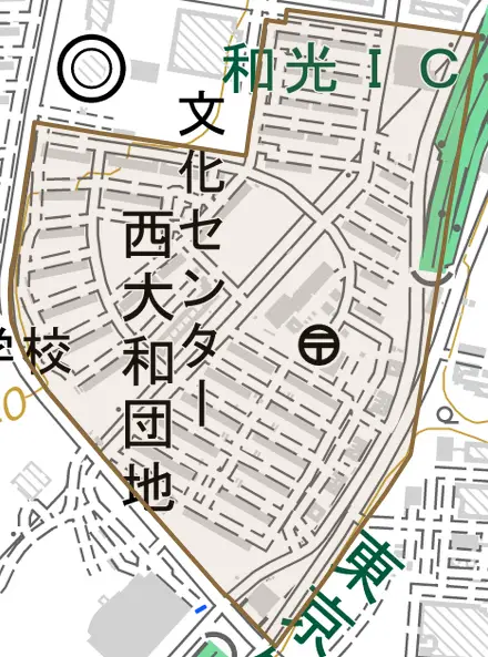 西大和団地とその周辺の地図。町の範囲を重ねている