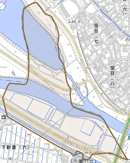 大字下新倉とその周辺の地図。町の範囲を重ねている