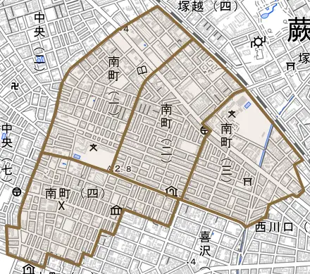 南町とその周辺の地図。町の範囲を重ねている