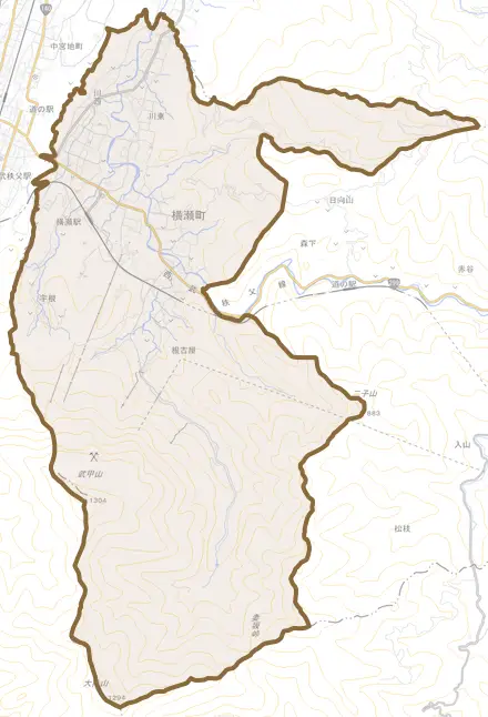 大字横瀬とその周辺の地図。町の範囲を重ねている