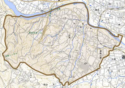 大字折原とその周辺の地図。町の範囲を重ねている