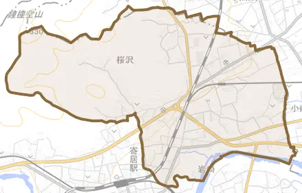 大字桜沢とその周辺の地図。町の範囲を重ねている