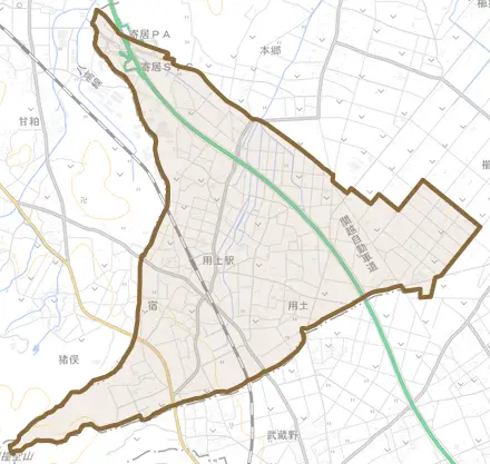 大字用土とその周辺の地図。町の範囲を重ねている
