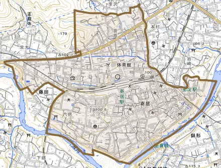 大字寄居とその周辺の地図。町の範囲を重ねている