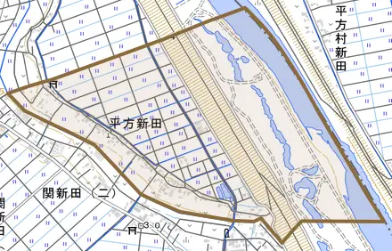 大字平方新田とその周辺の地図。町の範囲を重ねている