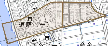 道庭とその周辺の地図。町の範囲を重ねている