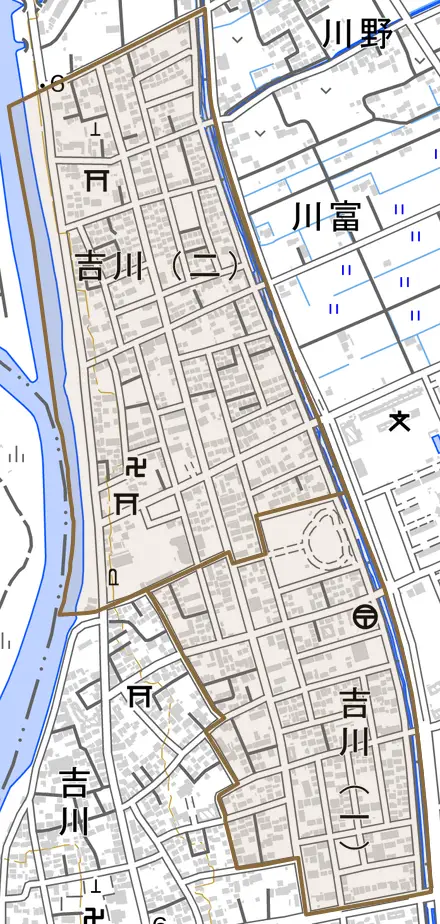 吉川とその周辺の地図。町の範囲を重ねている