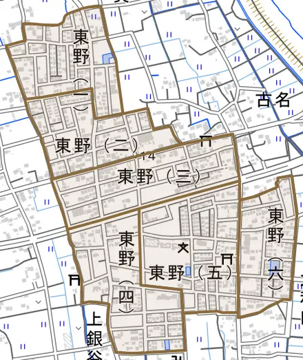 東野とその周辺の地図。町の範囲を重ねている