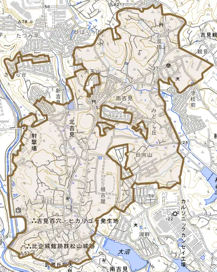 大字北吉見とその周辺の地図。町の範囲を重ねている