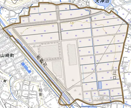 大字西吉見とその周辺の地図。町の範囲を重ねている