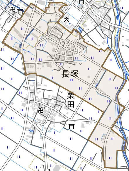 長塚とその周辺の地図。町の範囲を重ねている