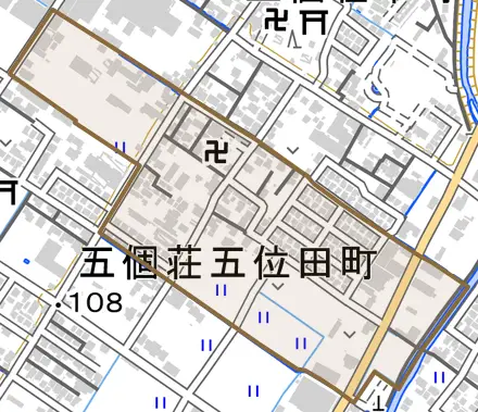 五個荘五位田町とその周辺の地図。町の範囲を重ねている
