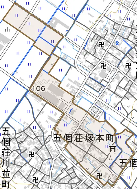 五個荘塚本町とその周辺の地図。町の範囲を重ねている