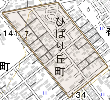 ひばり丘町とその周辺の地図。町の範囲を重ねている