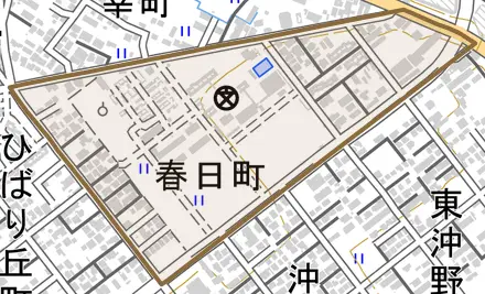 春日町とその周辺の地図。町の範囲を重ねている
