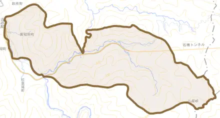 黄和田町とその周辺の地図。町の範囲を重ねている
