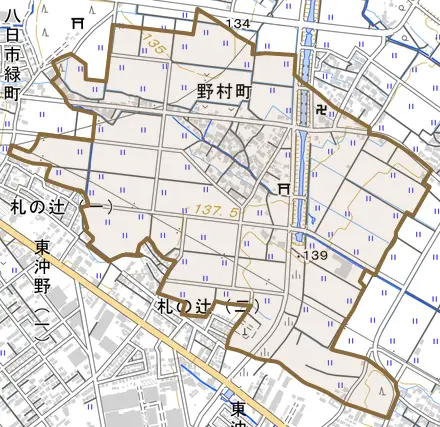 野村町とその周辺の地図。町の範囲を重ねている