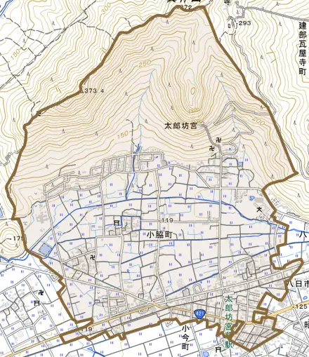 小脇町とその周辺の地図。町の範囲を重ねている