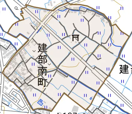 建部南町とその周辺の地図。町の範囲を重ねている