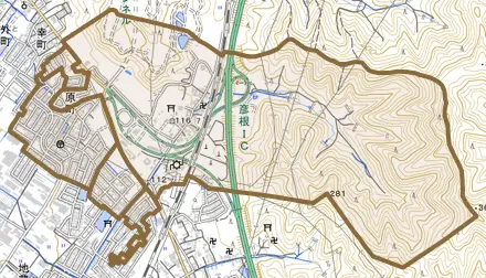 原町とその周辺の地図。町の範囲を重ねている