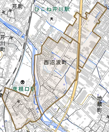 西沼波町とその周辺の地図。町の範囲を重ねている