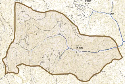 男鬼町とその周辺の地図。町の範囲を重ねている