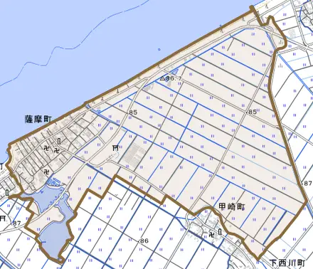薩摩町とその周辺の地図。町の範囲を重ねている