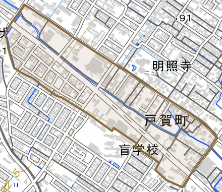 戸賀町とその周辺の地図。町の範囲を重ねている