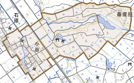 大字小谷とその周辺の地図。町の範囲を重ねている