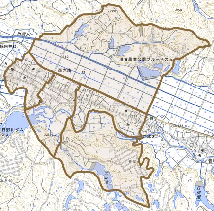 大字西大路とその周辺の地図。町の範囲を重ねている