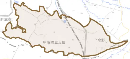 甲賀町五反田とその周辺の地図。町の範囲を重ねている