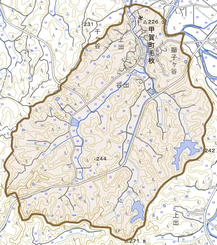 甲賀町毛枚とその周辺の地図。町の範囲を重ねている