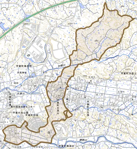 甲賀町大原中とその周辺の地図。町の範囲を重ねている