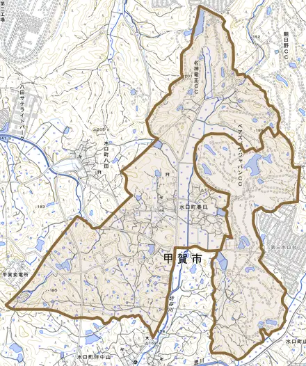 水口町春日とその周辺の地図。町の範囲を重ねている