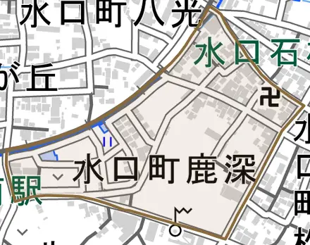 水口町鹿深とその周辺の地図。町の範囲を重ねている