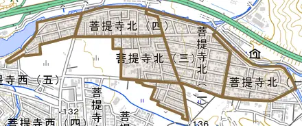 菩提寺北とその周辺の地図。町の範囲を重ねている