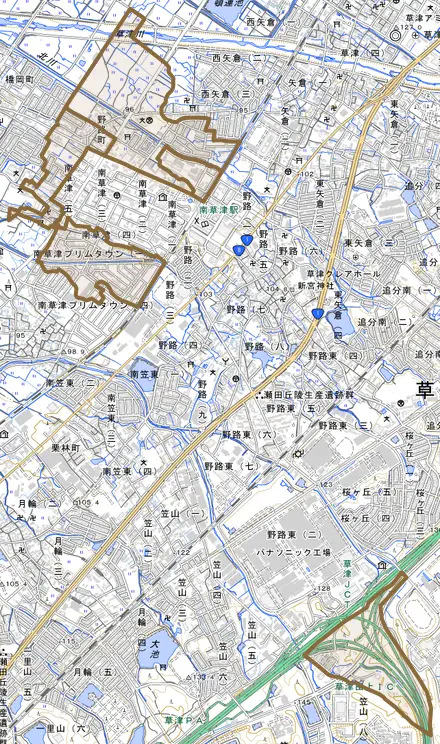 野路町とその周辺の地図。町の範囲を重ねている