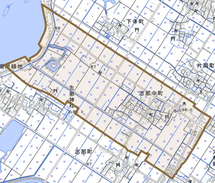 志那中町とその周辺の地図。町の範囲を重ねている