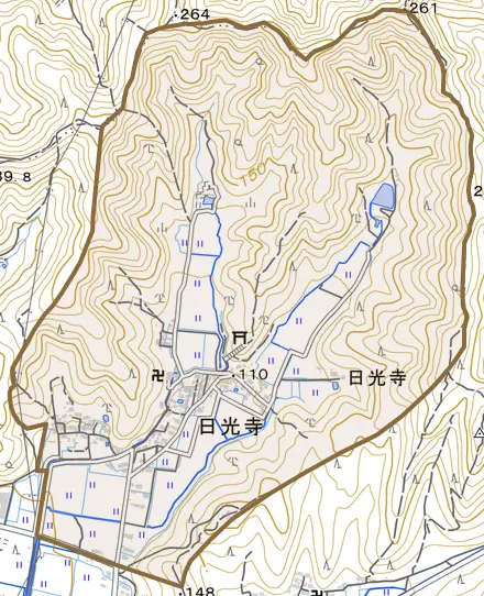 日光寺とその周辺の地図。町の範囲を重ねている