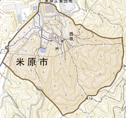 西坂とその周辺の地図。町の範囲を重ねている