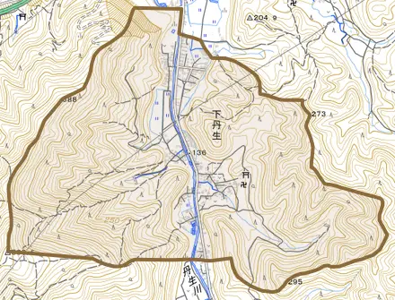 下丹生とその周辺の地図。町の範囲を重ねている