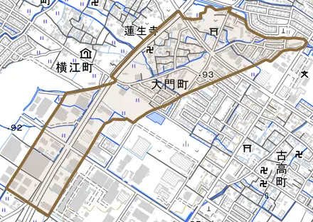 大門町とその周辺の地図。町の範囲を重ねている
