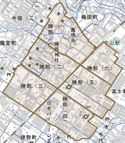 勝部とその周辺の地図。町の範囲を重ねている