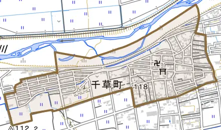 千草町とその周辺の地図。町の範囲を重ねている